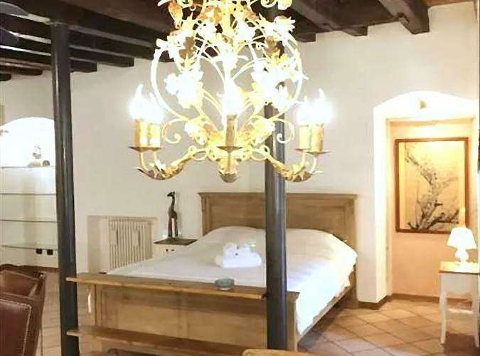 Casa Al Teatro