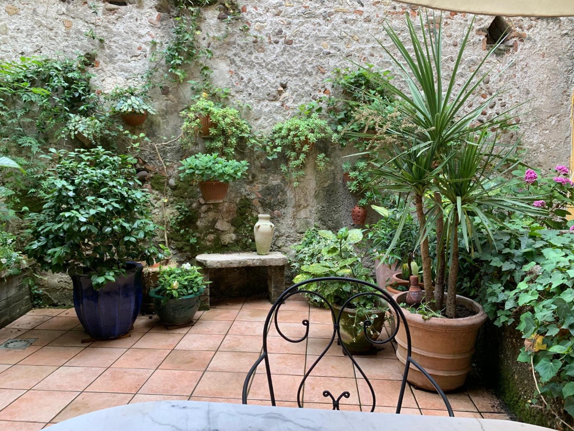 Casa Al Teatro *
